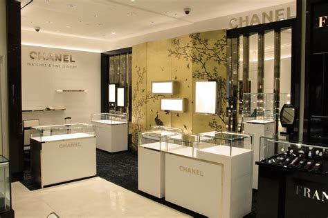 chanel valley fair.